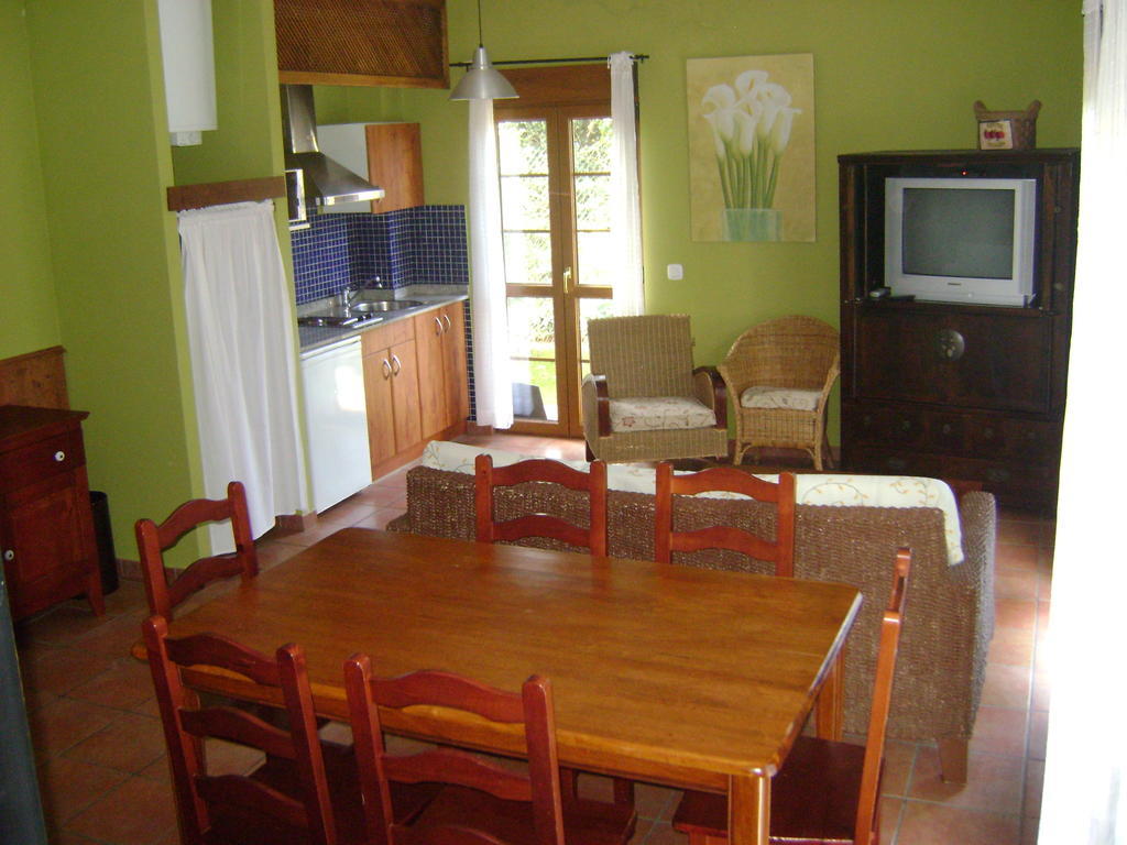 Apartamentos Dos Robles Somo Cameră foto